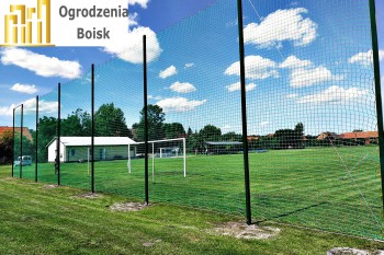 Boisko sportowe - Trwała siatka na boisko - Trwałe siatki ochronne